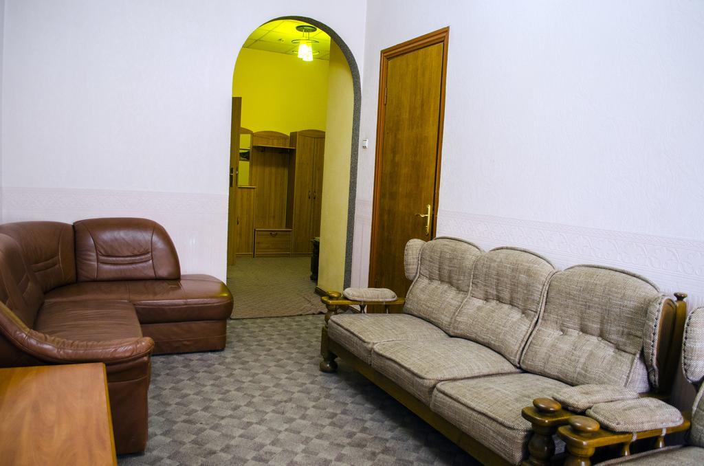 Filvarki-Centre كاميانيتس - بوديلسكيي المظهر الخارجي الصورة
